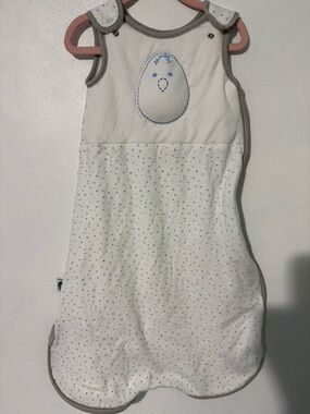 Nested Bean Zen Sack Classic White Sleep Sack with Blue and Gray Stars flaw